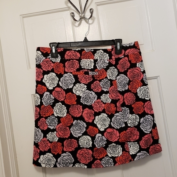 NWT Jones New York Floral Print Faux Wrap Skort size Medium Ret. $39 - Picture 4 of 10